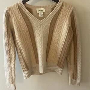LARGE NEIMAN MARCUS CASHMERE SWEATER